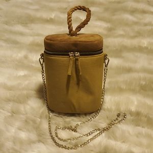 EUC Cute two-tone velvet chain strap evening bag